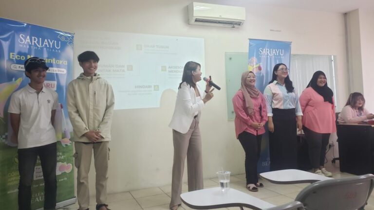 Workshop Beauty Class dan Skill Networking: Kolaborasi Prodi Ilmu Komunikasi UTA’45 Jakarta dengan SariAyu